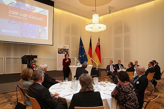 Impressionen von der Veranstaltung ZIRP-Mitglieder treffen Kabinett