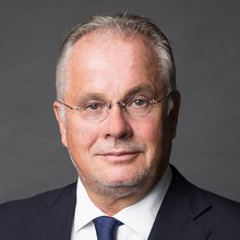 Prof. Dr. h.c. Axel Haas, Geschäftsführender Gesellschafter
