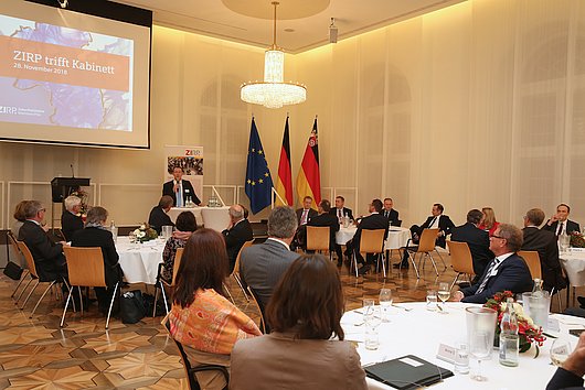 Impressionen von der Veranstaltung ZIRP-Mitglieder treffen Kabinett