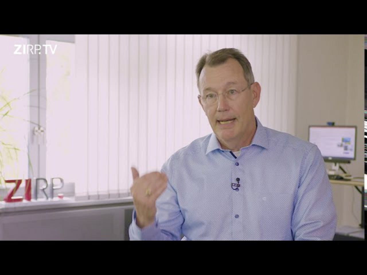 Vorschaubild des Videos 'Mobilität und Industrie der Zukunft – Interview mit Michael Heinz, BASF SE'