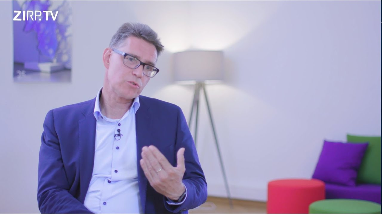 Vorschaubild des Videos 'Krankenkassen als Innovationsbeschleuniger - Interview mit Jörn Simon'